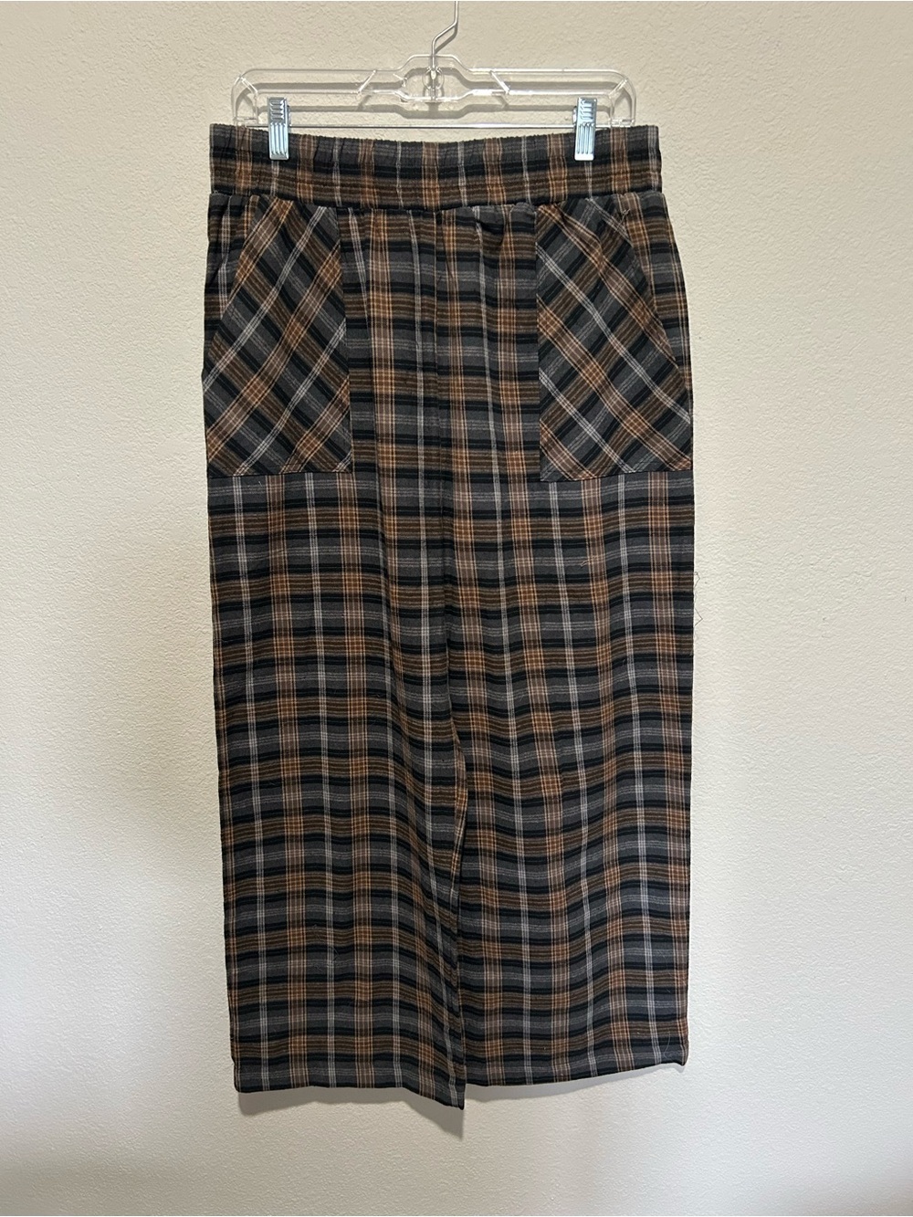 Natural Life Plaid Pants in Black and Brown